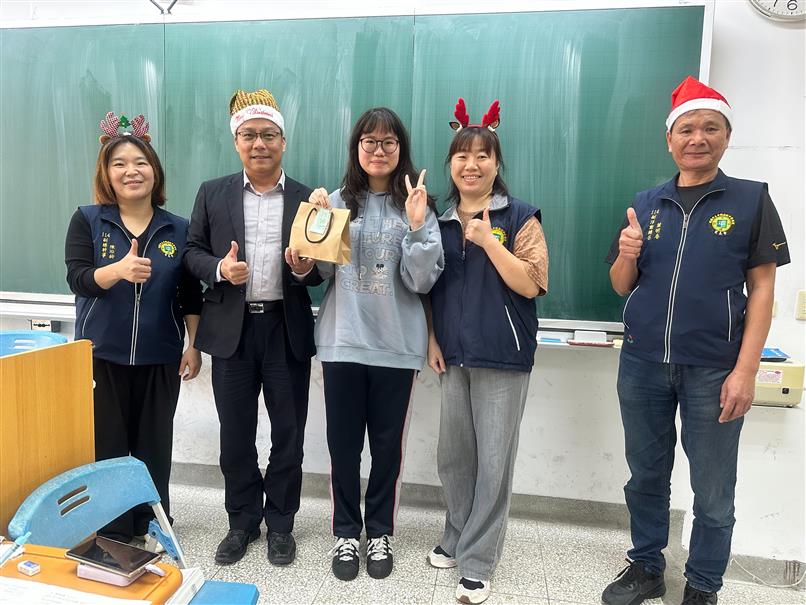 1141224致贈學測考生金榜題名鑰匙圈