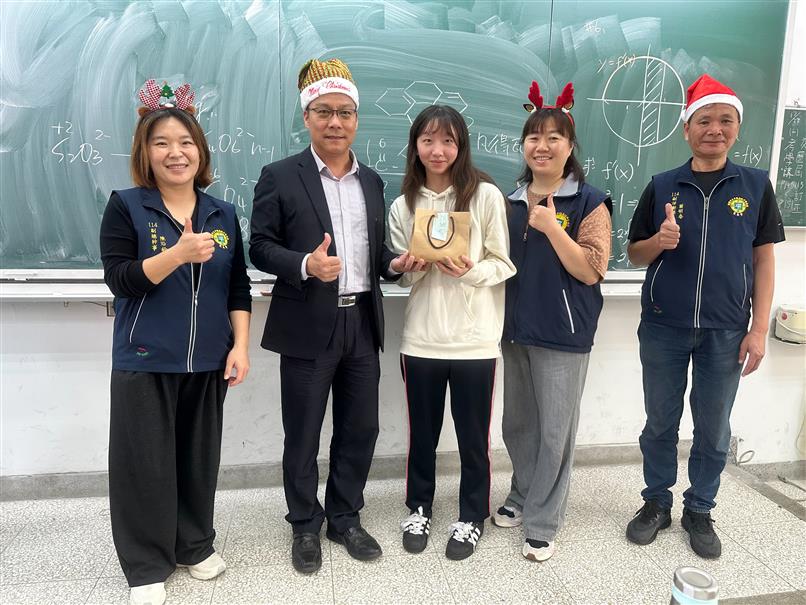 1141224致贈學測考生金榜題名鑰匙圈